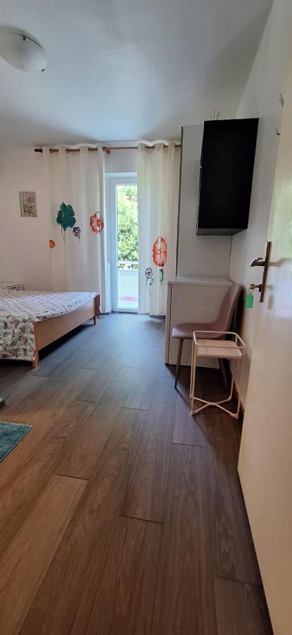 Apartments Villa Milenka Novalja Εξωτερικό φωτογραφία