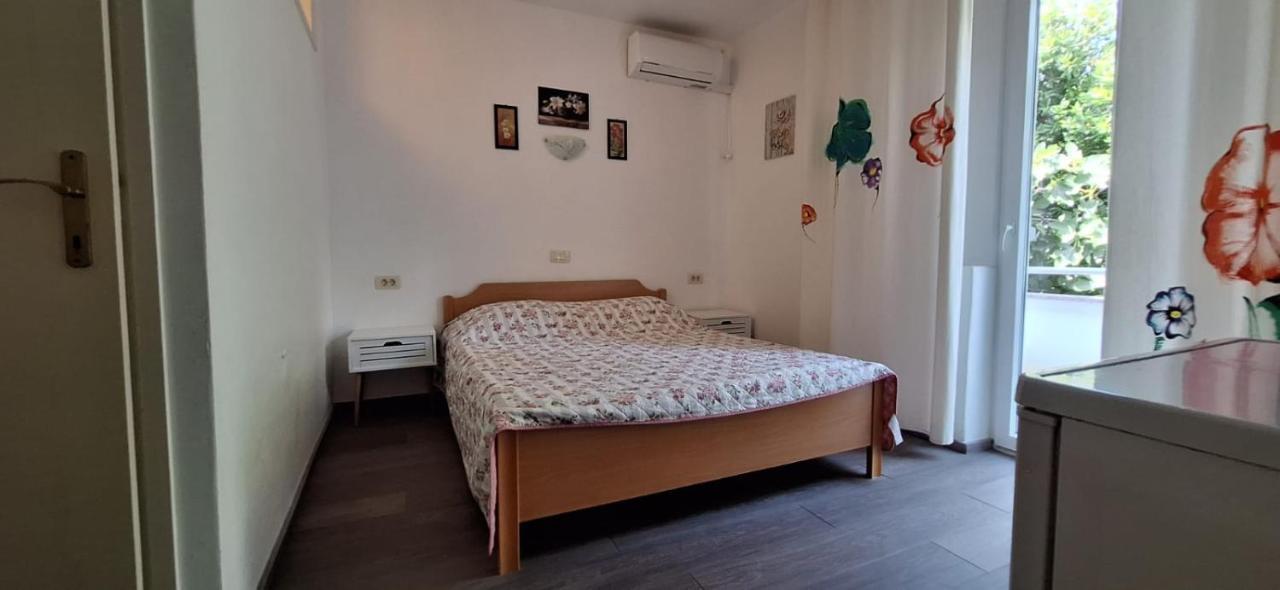 Apartments Villa Milenka Novalja Εξωτερικό φωτογραφία