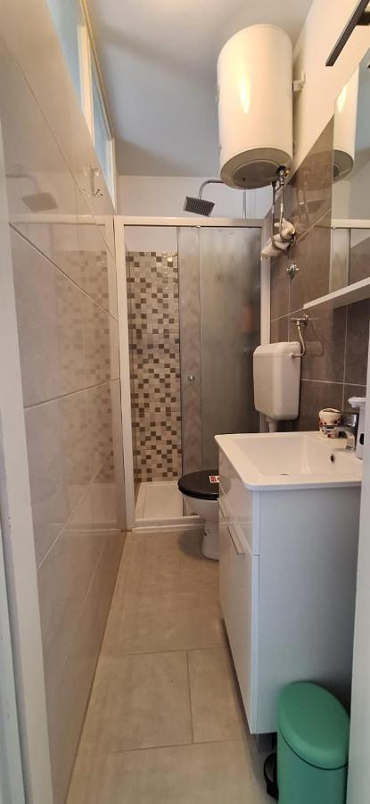 Apartments Villa Milenka Novalja Εξωτερικό φωτογραφία