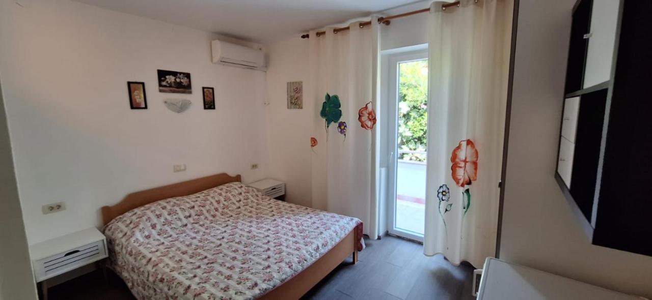 Apartments Villa Milenka Novalja Εξωτερικό φωτογραφία