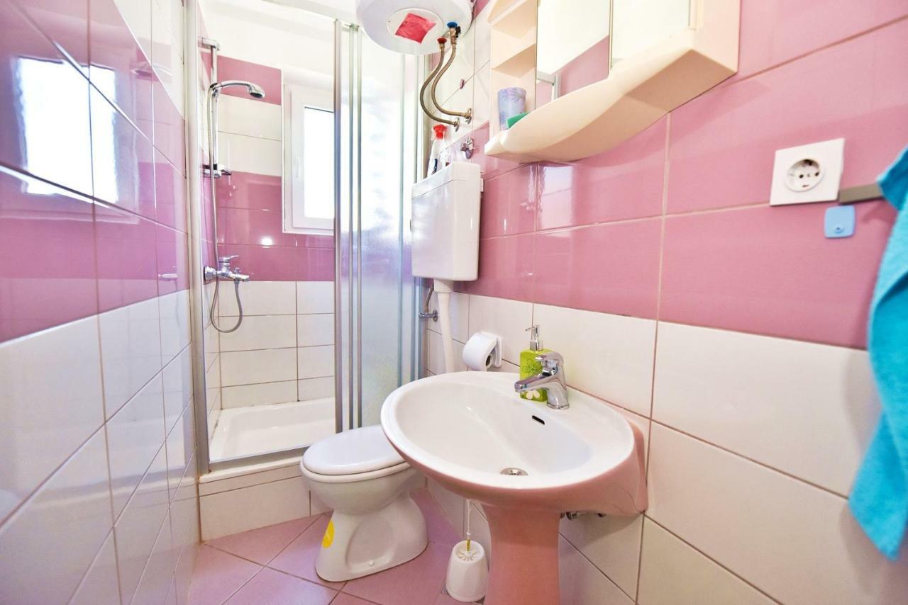 Apartments Villa Milenka Novalja Εξωτερικό φωτογραφία