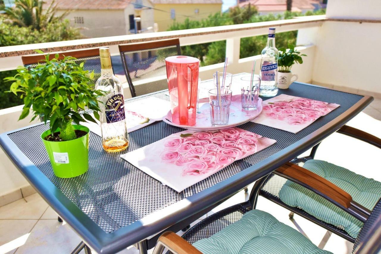 Apartments Villa Milenka Novalja Εξωτερικό φωτογραφία