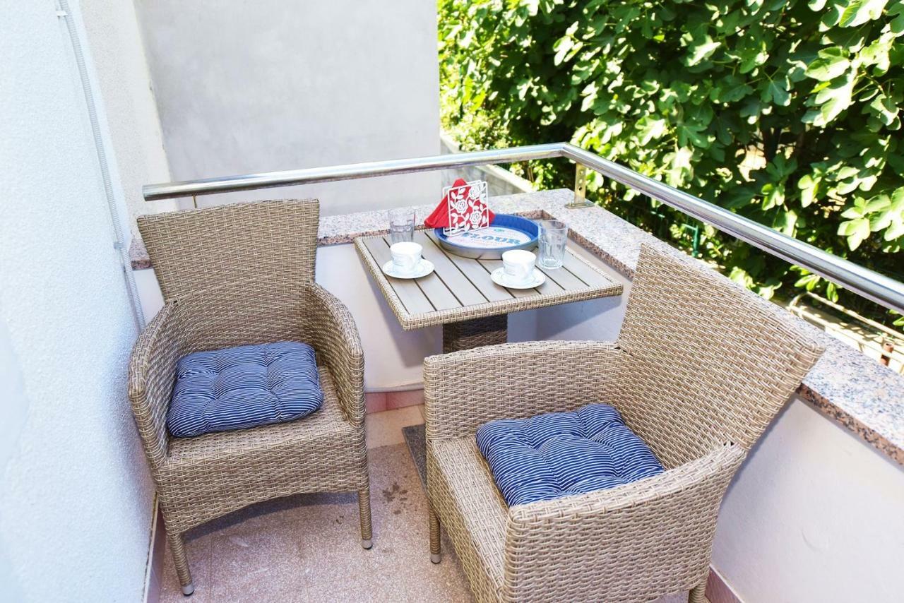 Apartments Villa Milenka Novalja Εξωτερικό φωτογραφία